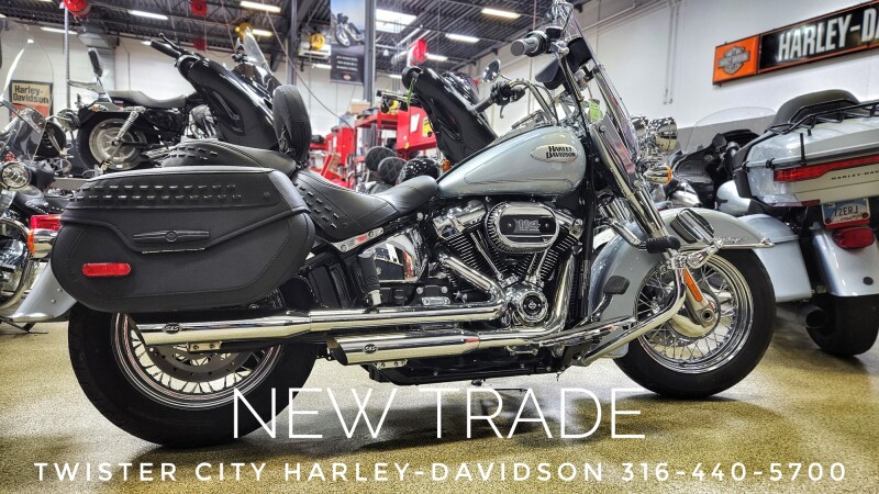 2023 Harley-Davidson® Heritage Classic, FLHCS