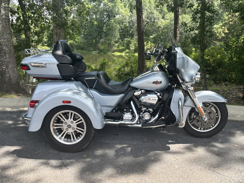 FLHTCUTG 2023 Tri Glide® Ultra