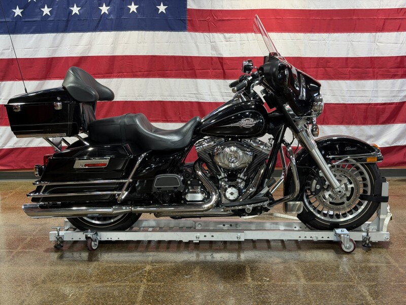  2012 FLHTC103