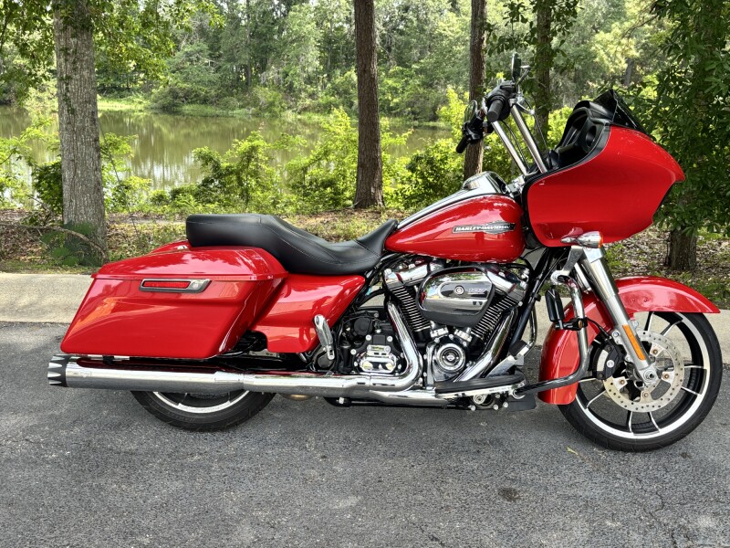 FLTRX 2023 Road Glide®