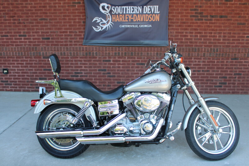 2007 Harley-Davidson® Super Glide® Pewter Pearl