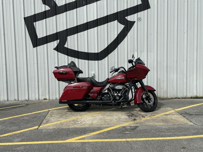 2020 Harley-Davidson® Road Glide® Special Billiard Red