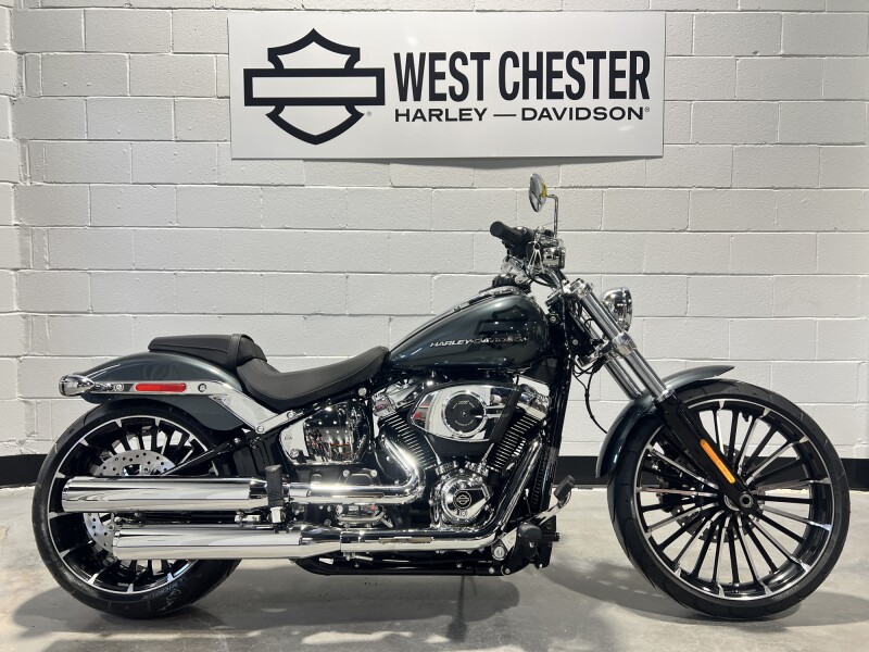 2026 Harley-Davidson® Breakout® Iron Horse Metallic FXBR