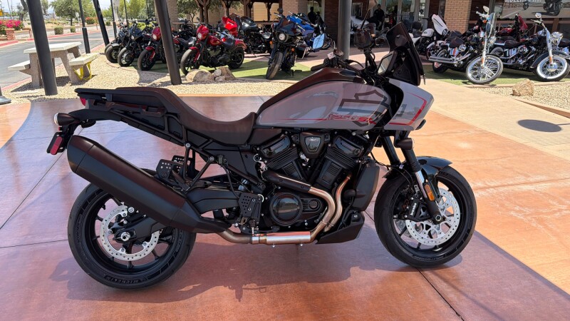 RA1250ST 2026 Pan America® 1250 ST
