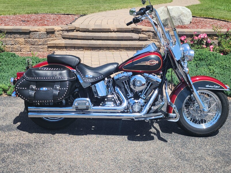 2007 Harley-Davidson® Heritage Softail® Classic RED/ BLACK PEARL