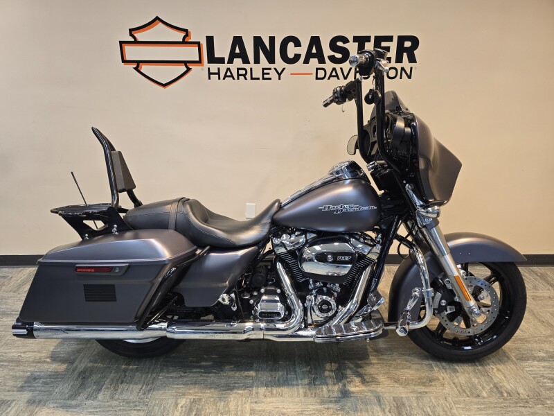 2017 Harley-Davidson® Street Glide® Special Charcoal Denim FLHXS