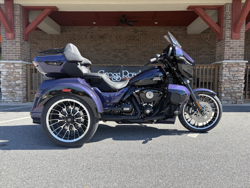 2026 Street Glide 3 Limited Purple Abyss/Vivid Black Black Trim