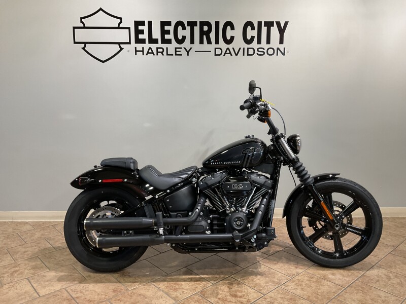 2024 Harley-Davidson® FXBBS Street Bob® 114 Vivid Black