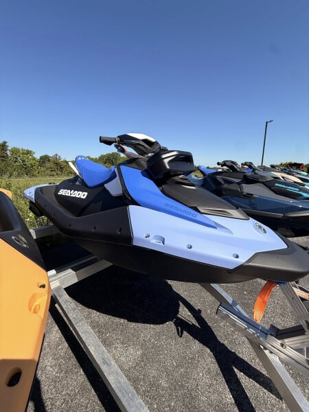 2026 SEA-DOO SPARK 90 AUD IBR IN DAZZLING BLUE & VAPOR BLUE