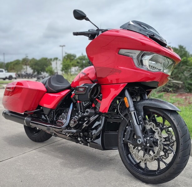 FLTRXSTSE 2024 CVO™ Road Glide® ST