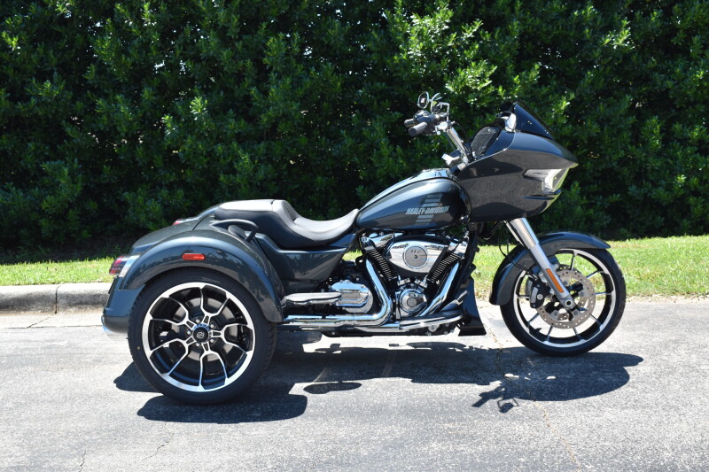 2026 Harley-Davidson® Road Glide 3 | New Three-Wheel Touring Motorcycle