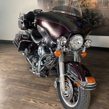 2005 Harley-Davidson® Electra Glide® Classic Black Cherry Pearl thumb 2