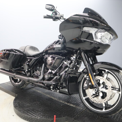2026 Harley-Davidson® Road Glide™ FLTRX thumb 2