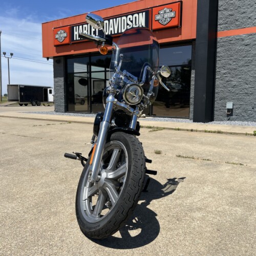 2024 Harley-Davidson® Softail® Standard Vivid Black thumb 2