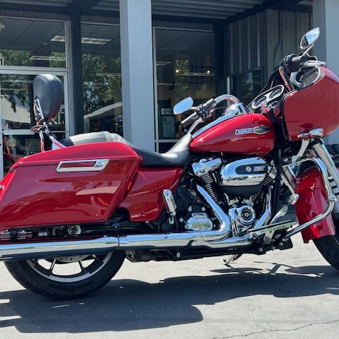 2023 Harley-Davidson® Road Glide® Redline Red thumb 1