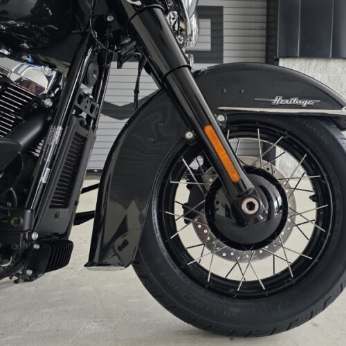 2026 Harley-Davidson® Heritage Classic Midnight Ember w/Laced Wheels thumb 1