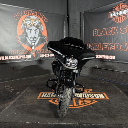 2026 Harley-Davidson® Street Glide® FLHX thumb 1