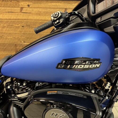 2026 Harley-Davidson® Street Glide® Aurora Blue Denim Black Trim FLHX thumb 3