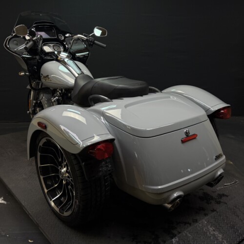 Harley-Davidson® Road Glide 3 2024 FLTRT GREY thumb 1