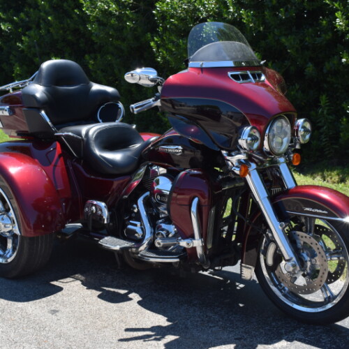 2014 Harley-Davidson® Tri Glide® Ultra thumb 3
