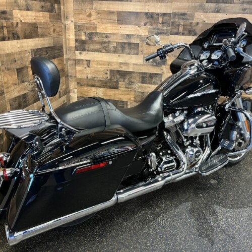 2017 Harley-Davidson® Road Glide® Special Vivid Black FLTRXS thumb 2