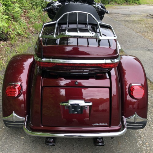 2015 Harley-Davidson® Tri Glide® Ultra Two-Tone Mysterious Red Sunglo and Blackened Cayenne Sunglo thumb 1