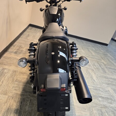 2026 Harley-Davidson® Nightster® Vivid Black Black Trim RH975 thumb 2