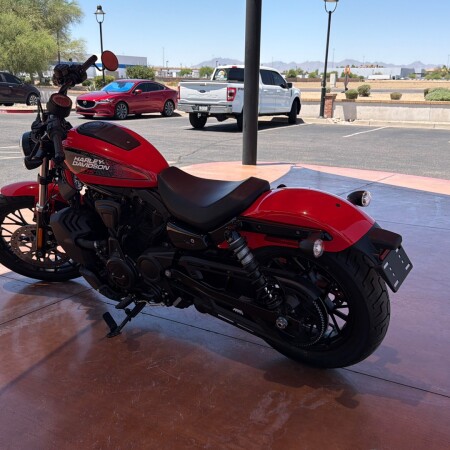 RH975 2026 Nightster® thumb 1