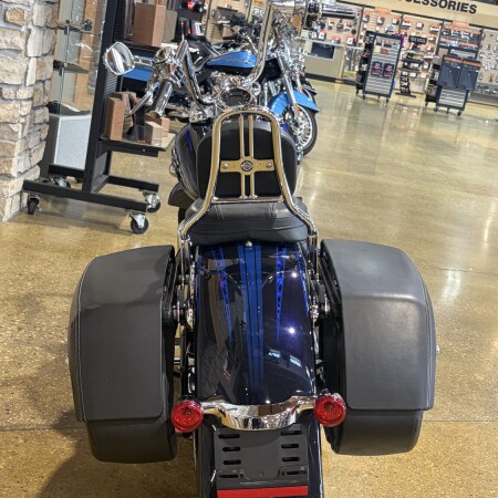 FLSTSE3 2012 CVO™ Softail® Convertible thumb 1