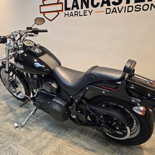 2005 Harley-Davidson® Night Train® Vivid Black FXSTBI thumb 0