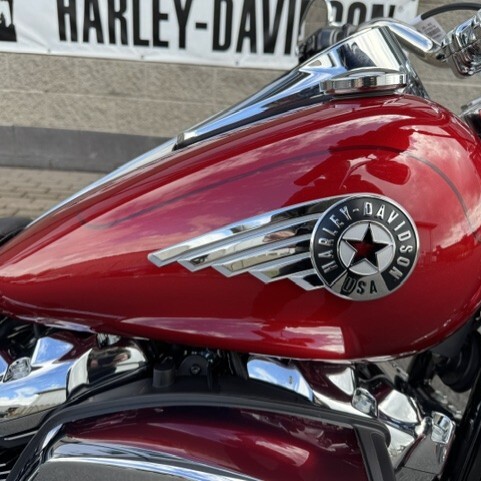 Brilliant Red Metallic Fat Boy thumb 3