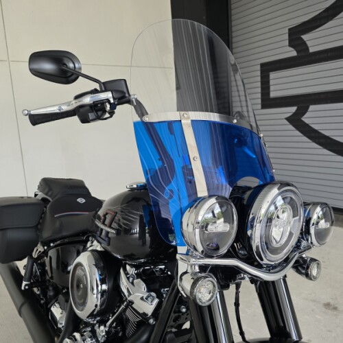 2026 Harley-Davidson® Heritage Classic Midnight Ember w/Laced Wheels thumb 2