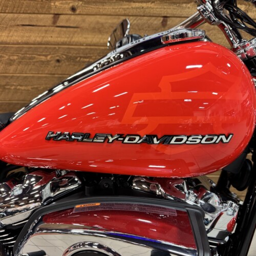 2026 Harley-Davidson® Breakout® Blood Orange Chrome Trim thumb 3