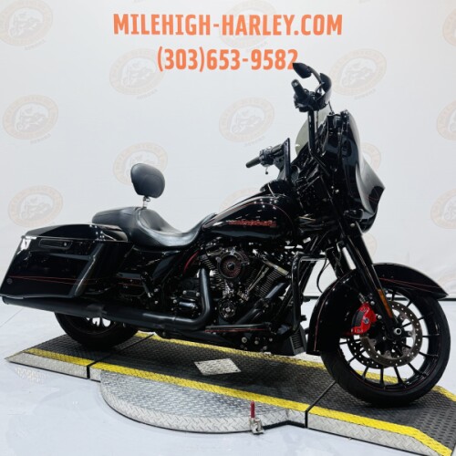 2018 Street Glide® Special FLHXS  thumb 2