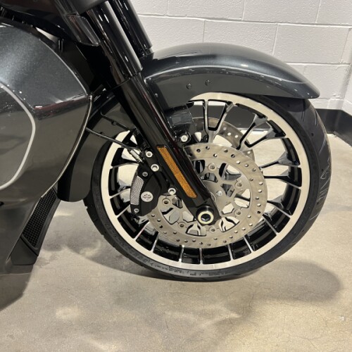 2026 Harley-Davidson® Street Glide 3 Limited Iron Horse Metallic FLTRT thumb 2