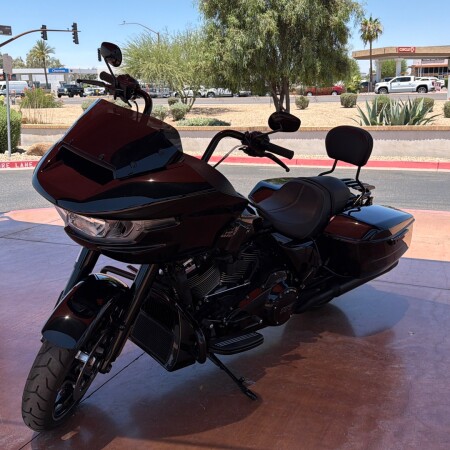 FLTRX 2025 Road Glide™ thumb 3
