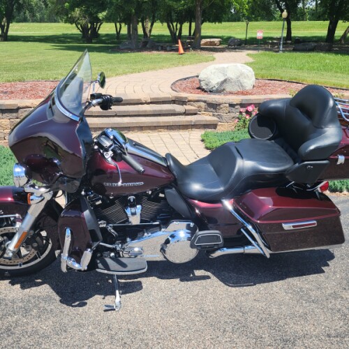 2018 Harley-Davidson® Ultra Limited Twisted Cherry thumb 1