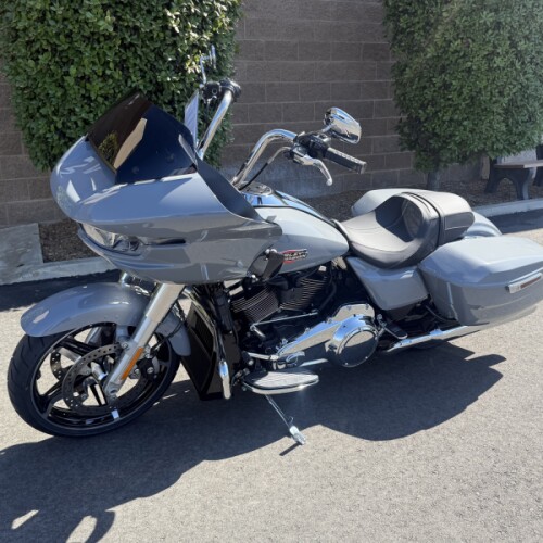 FLTRX 2026 Road Glide® thumb 1