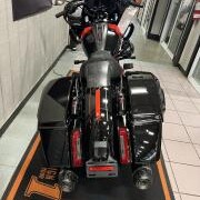 2026 Harley-Davidson® CVO Road Glide ST Citrus Heat Re-Entry thumb 2