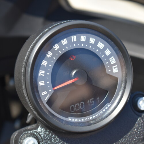 2025 Harley-Davidson® Low Rider® ST FXLRST thumb 3