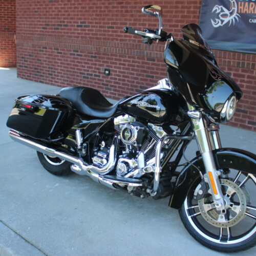 2016 Harley-Davidson® Street Glide® Special Black Denim thumb 3