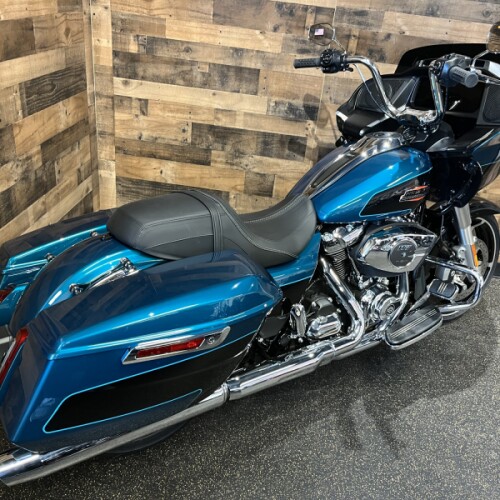 2026 Harley-Davidson® Road Glide® Teal Thunder / Vivid Black Chrome Trim FLTRX thumb 3