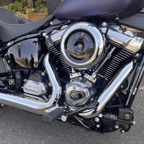 2025 Harley-Davidson® Street Bob™ Purple Abyss Denim w/Cast Wheels thumb 1