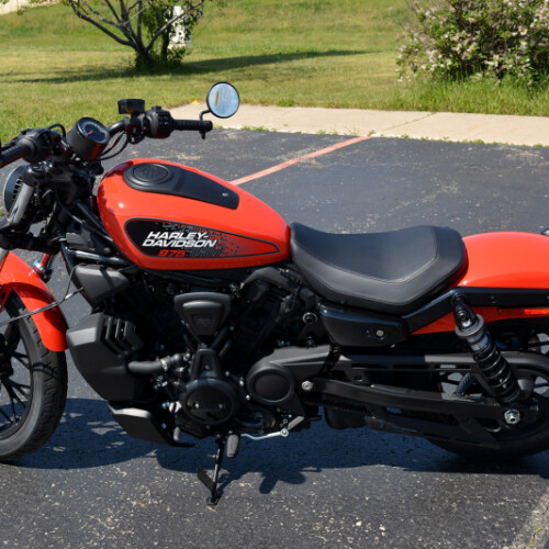 2026 Harley-Davidson® Nightster® Blood Orange Black Trim thumb 2