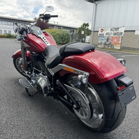 Brilliant Red Metallic Fat Boy thumb 1