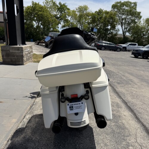 FLHXS 2018 Street Glide® Special thumb 2