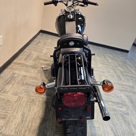 2005 Harley-Davidson® Night Train® Vivid Black FXSTBI thumb 2