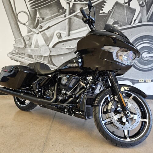 2026 Road Glide® FLTRX thumb 3