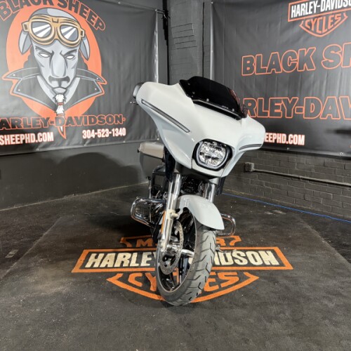 2026 Harley-Davidson® Street Glide® FLHX thumb 0