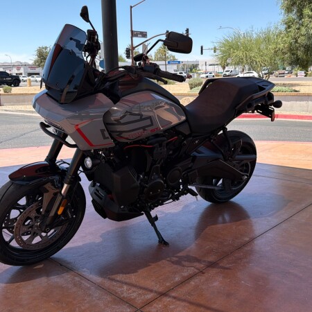 RA1250ST 2026 Pan America® 1250 ST thumb 3